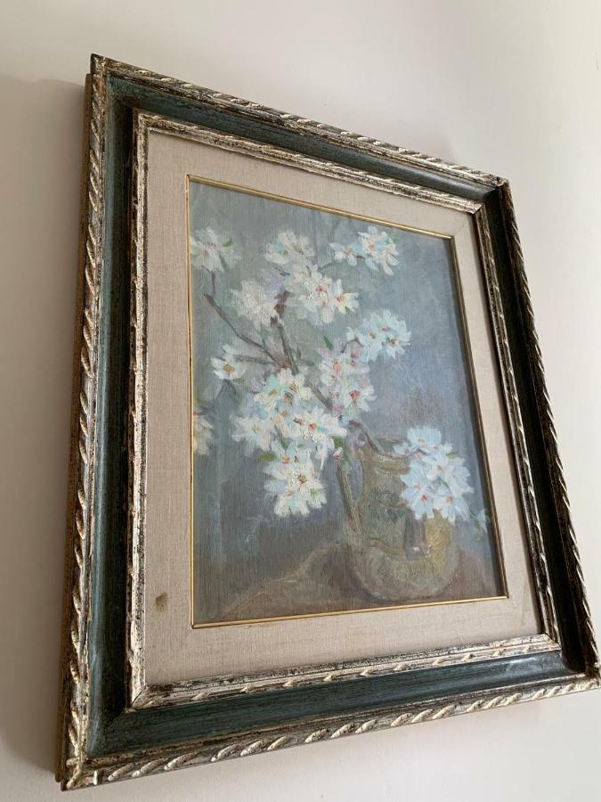 fiori catene tra le torri Conversano Esterno foto